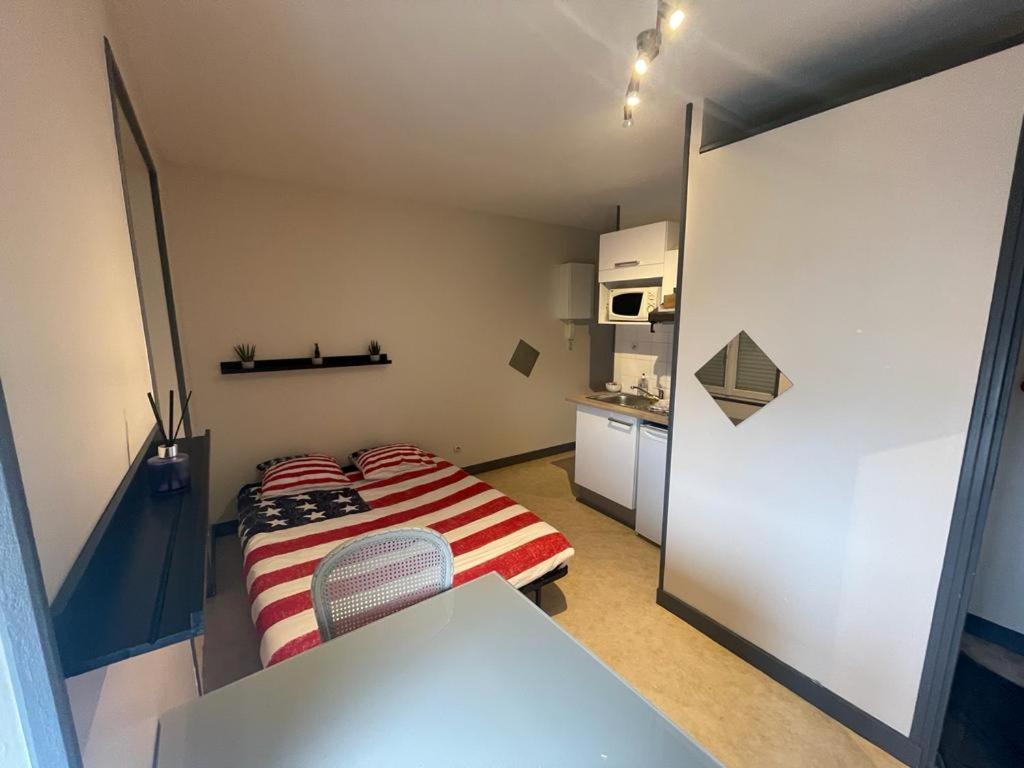 Studio Agreable Et Lumineux Niort Exterior photo